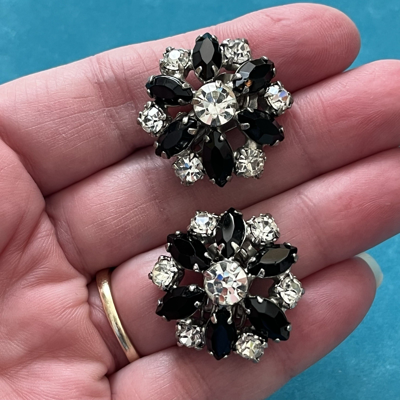 VTG Clear Colorless Black Rhinestones Necklace Clip-on Earrings Set Silver Tone