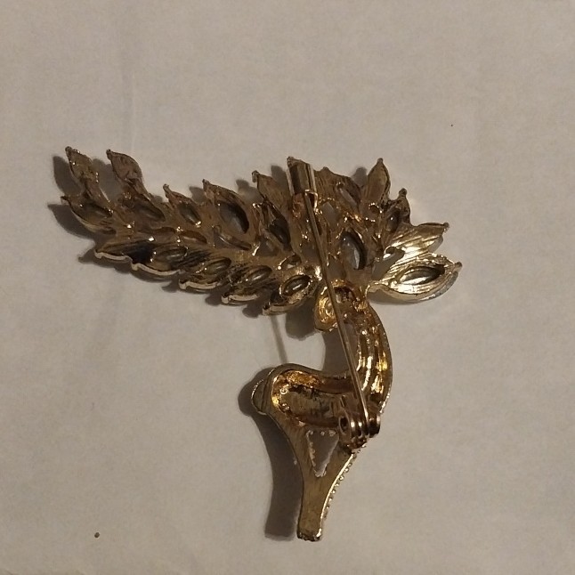 Gold Tone Clear Rhinestone Deer Brooch Pin Marquise Prong-Set Simulated