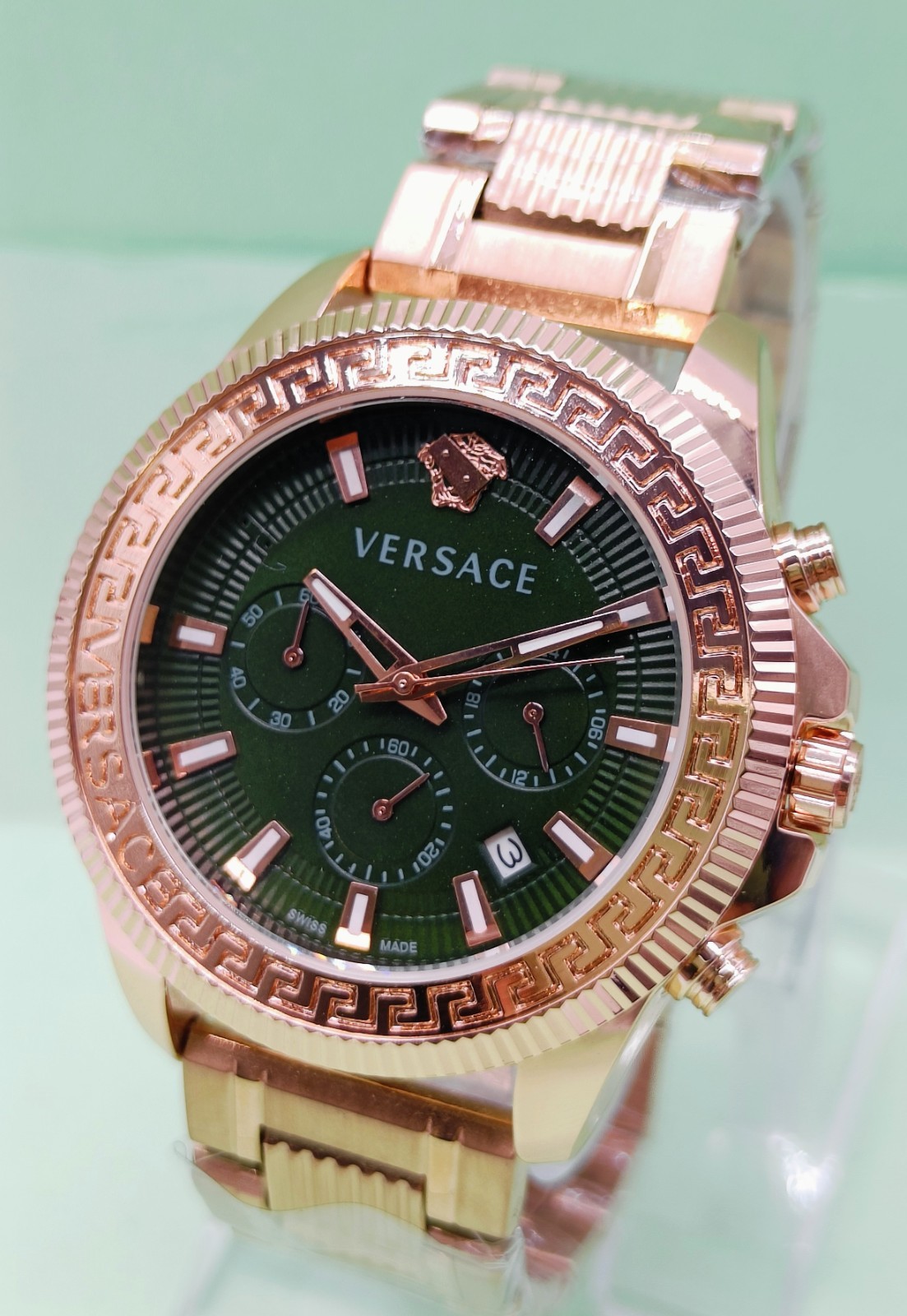 Good Versace Chronograph Date Indicator Quartz Analog Men’s Wrist Watch