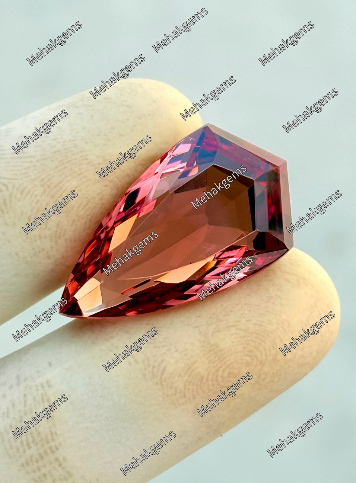38.Ct Zultanite Gemstone, Shield Cut Color Change Diaspore, Jewelry Focal Stone
