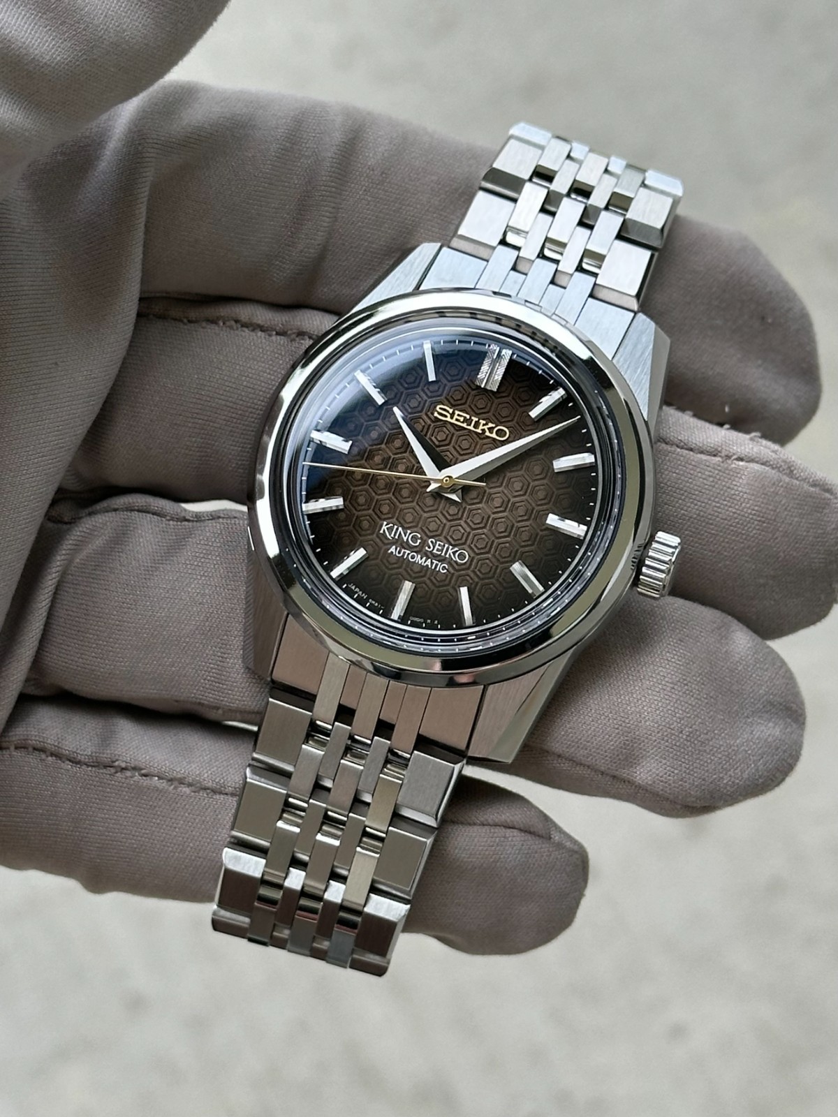 King Seiko Kameido Kikko Limited Edition Automatic 37mm SPB365 w/ Box + Papers