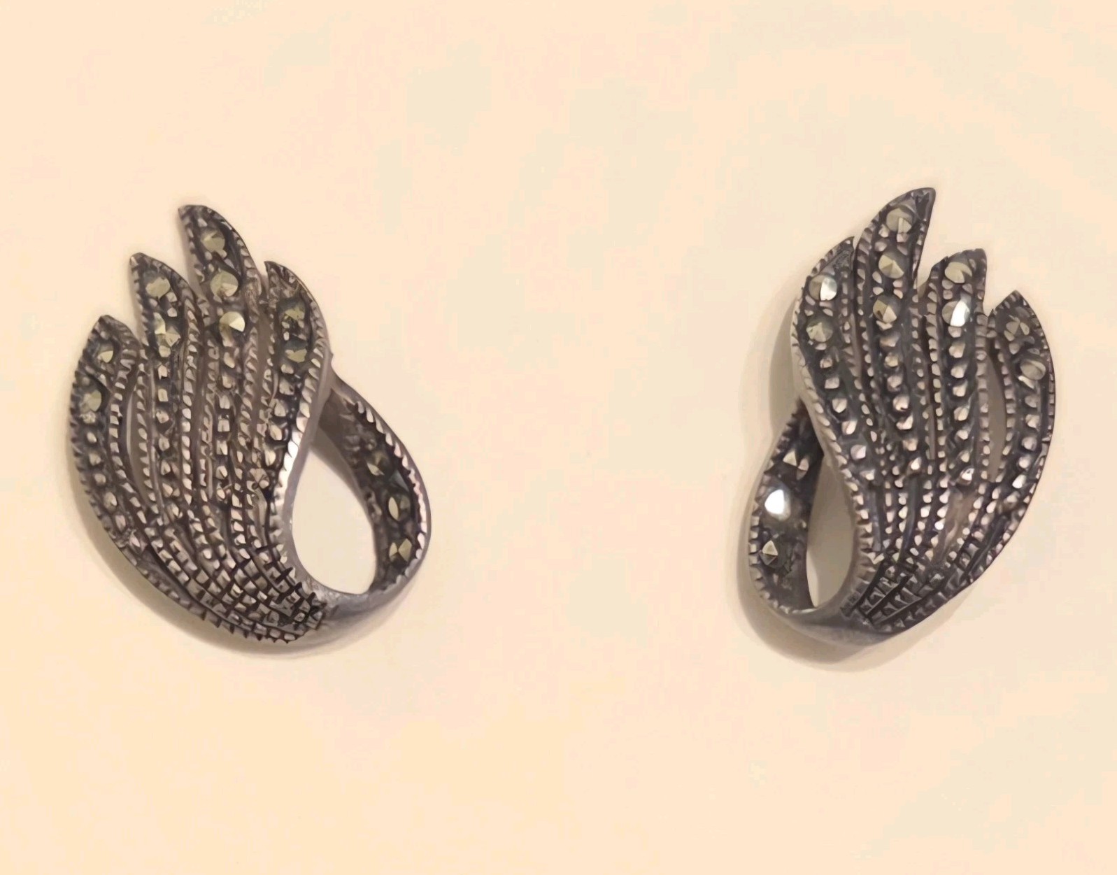 Vintage 925 Sterling Silver Marcasite Wing Feather Half Hoop Earrings Art Deco