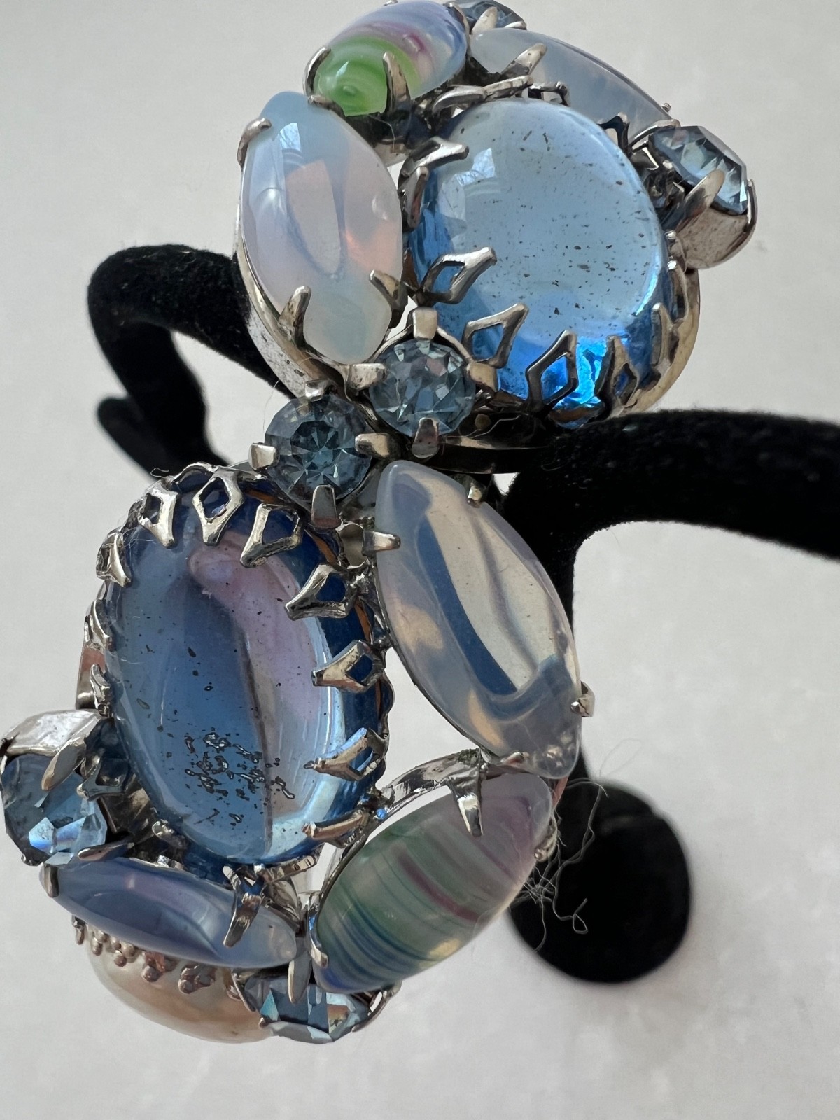 A132 Vintage Juliana Blue Glass Givre Cabochon Pearl Silve Clamper Bracelet