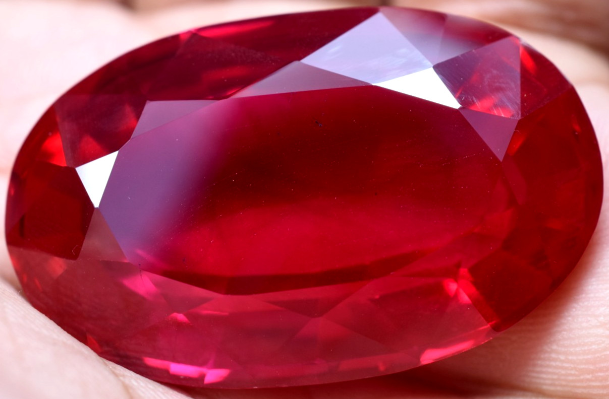 Natural 107.95 Ct Mogok Pink Huge Ruby Sparkling GGL Certified Loose Gemstone