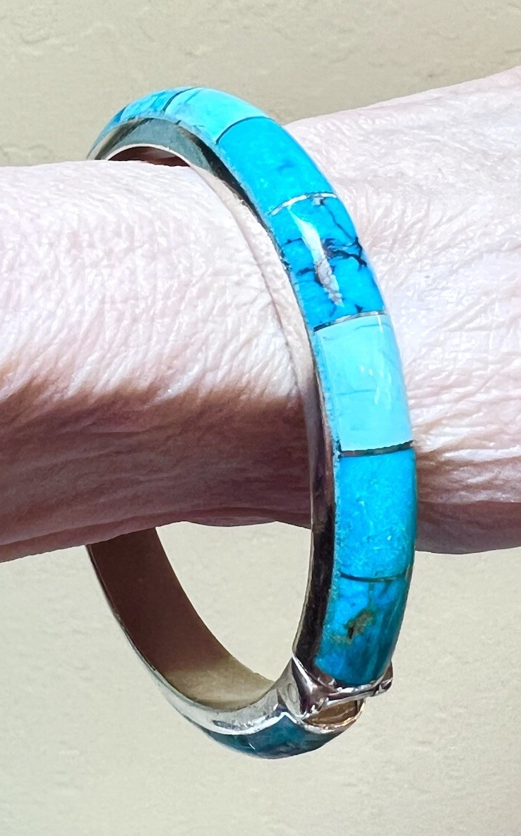 LOVELY Jay King, Desert Rose Trading Sterling Silver & Turquoise Inlay Bracelet