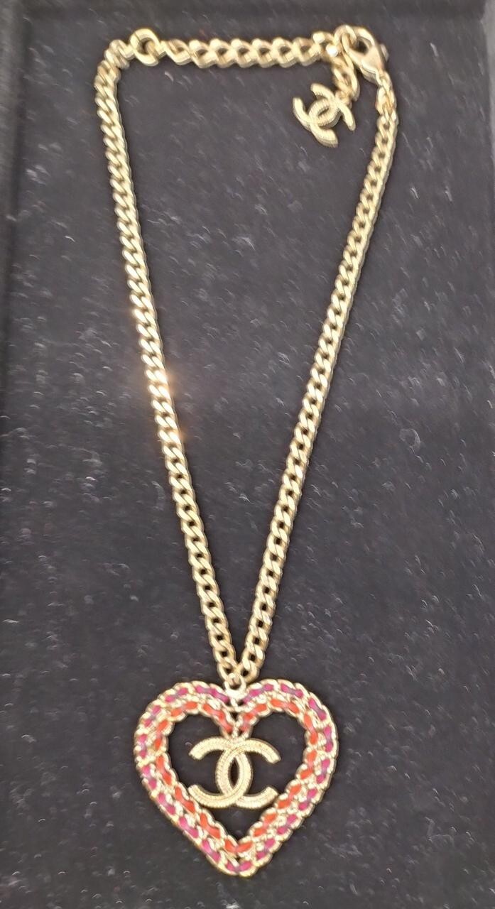 CHANEL Coco mark logo Accessory heart necklace Pendant Chain Authentic