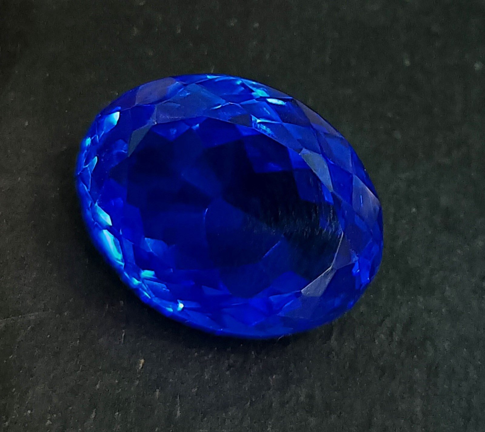 20 Ct AAA+ Natural Kashmiri Blue Sapphire Loose Gemstone Oval Cut EGL Certified