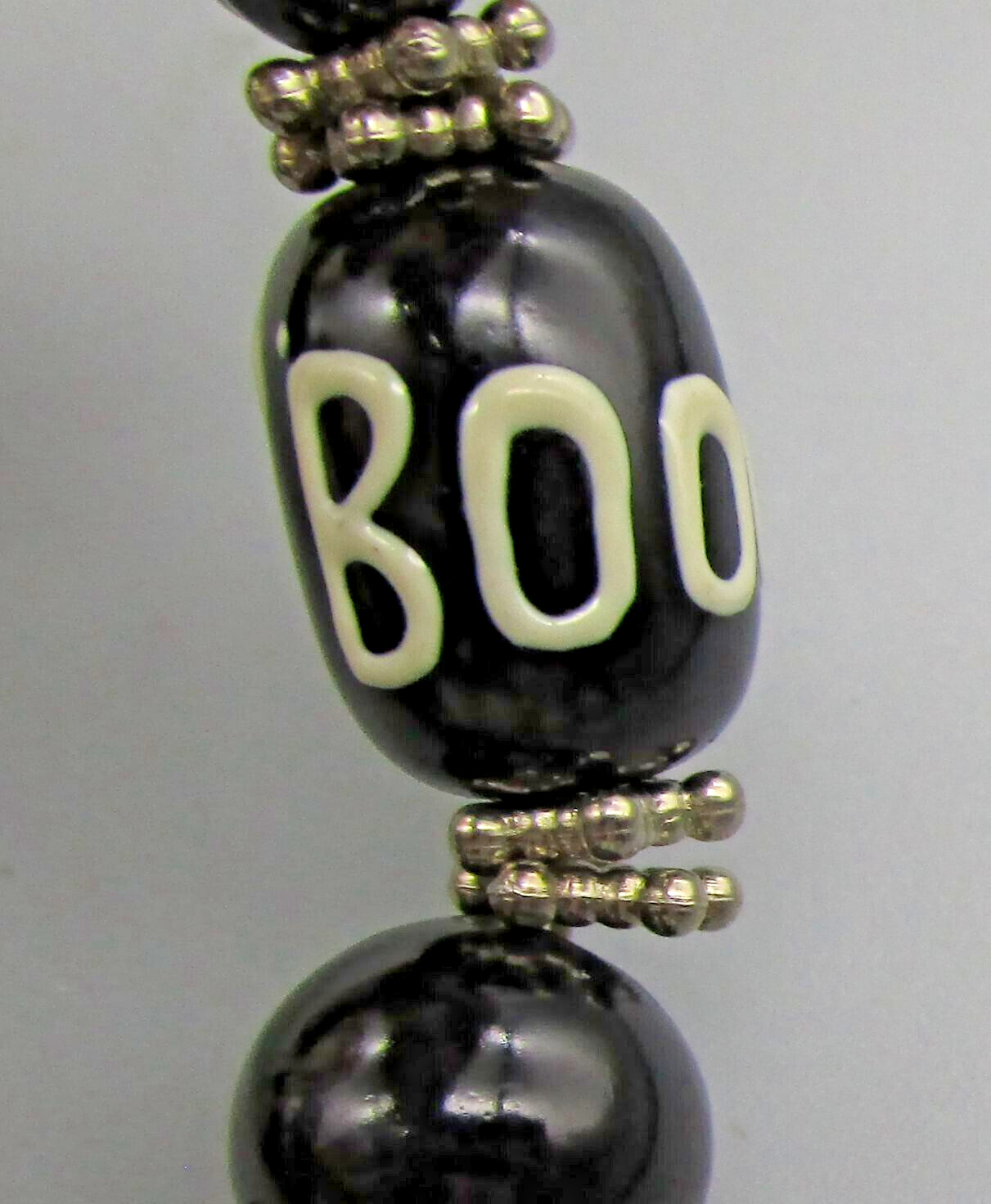 Black Glass HALLOWEEN Pumpkins Ghost Boo! Eyes Stretch To Fit Bracelet