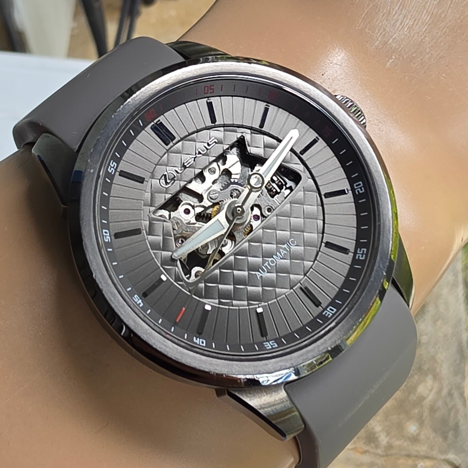 LEXUS men’s automatic watch Skeletonized dial Wheel hub back