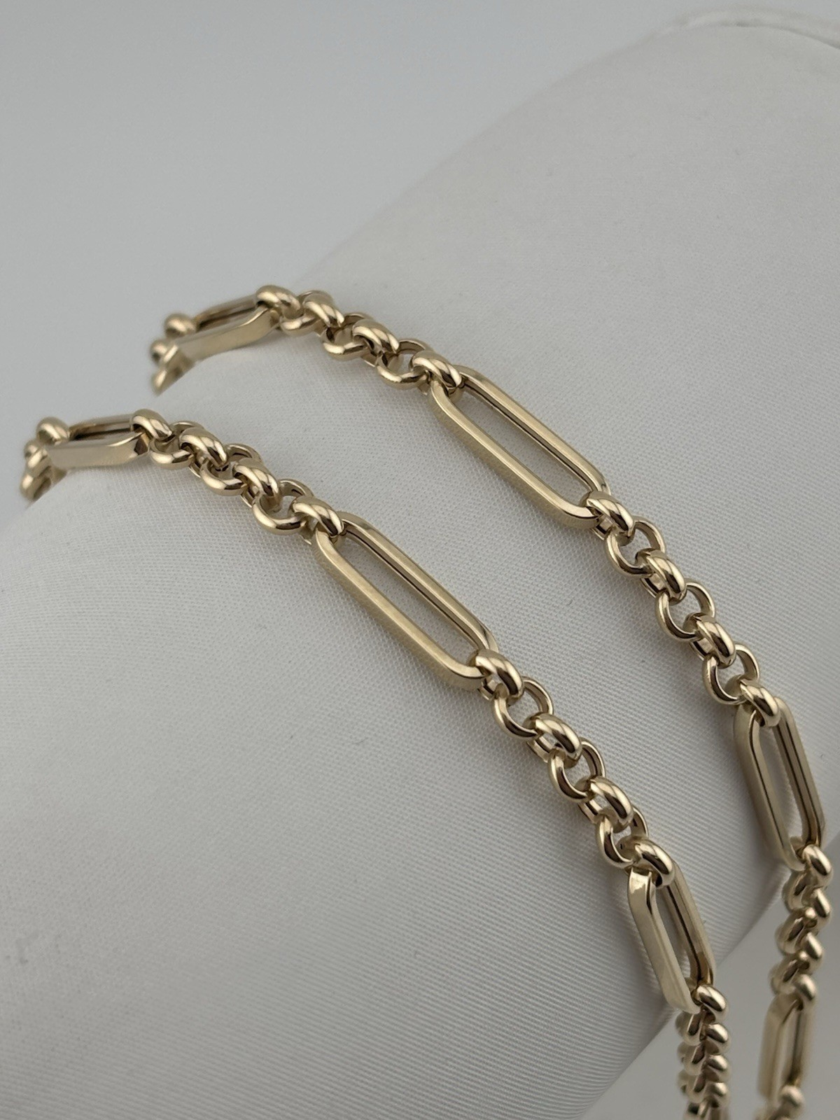 9ct Yellow Gold Figaro/Belcher T Bar 4mm Bracelet 7.5 inch Hallmarked