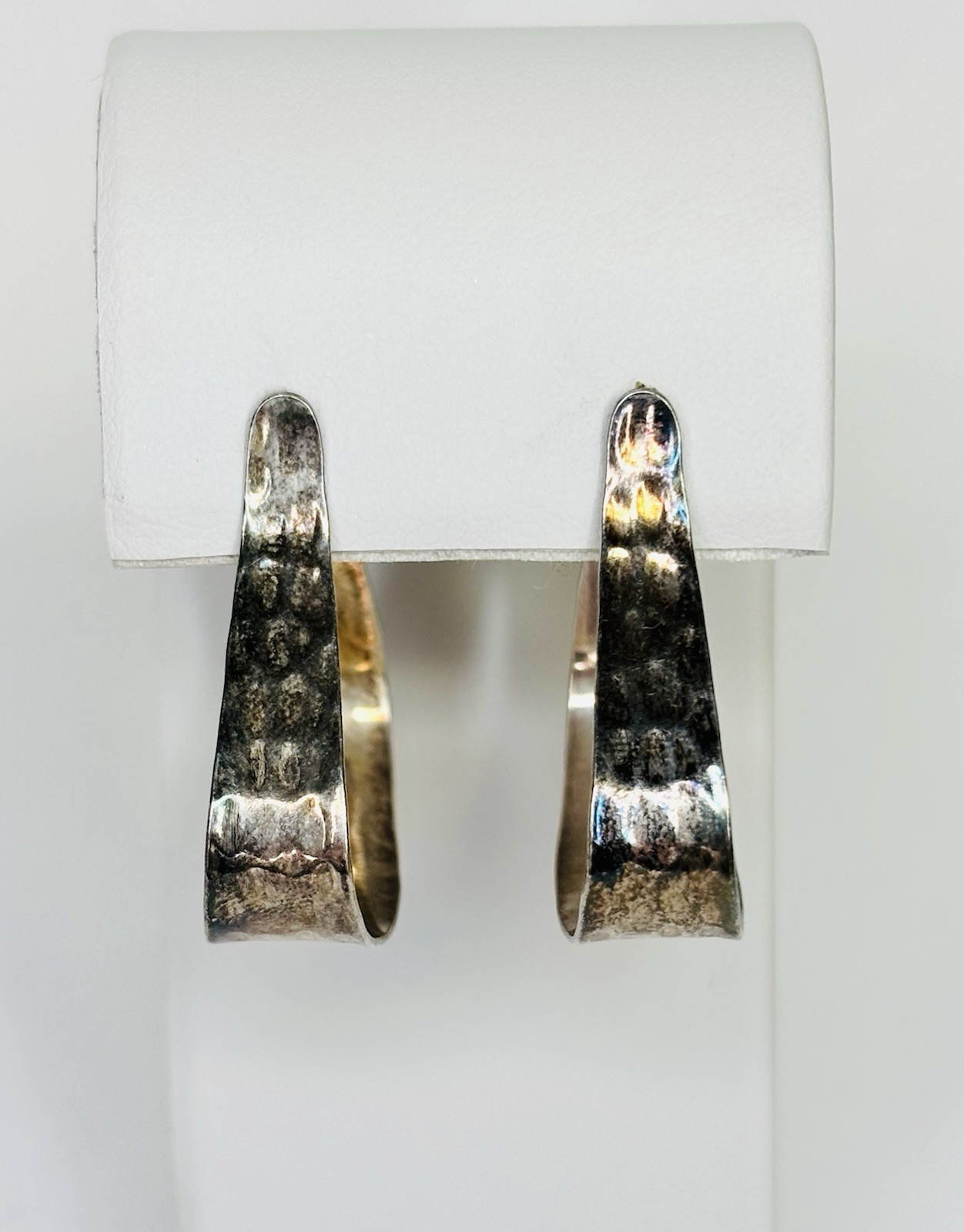 Alton Sweden 1974 Sterling Silver Hammered Modernist Hoop Earrings
