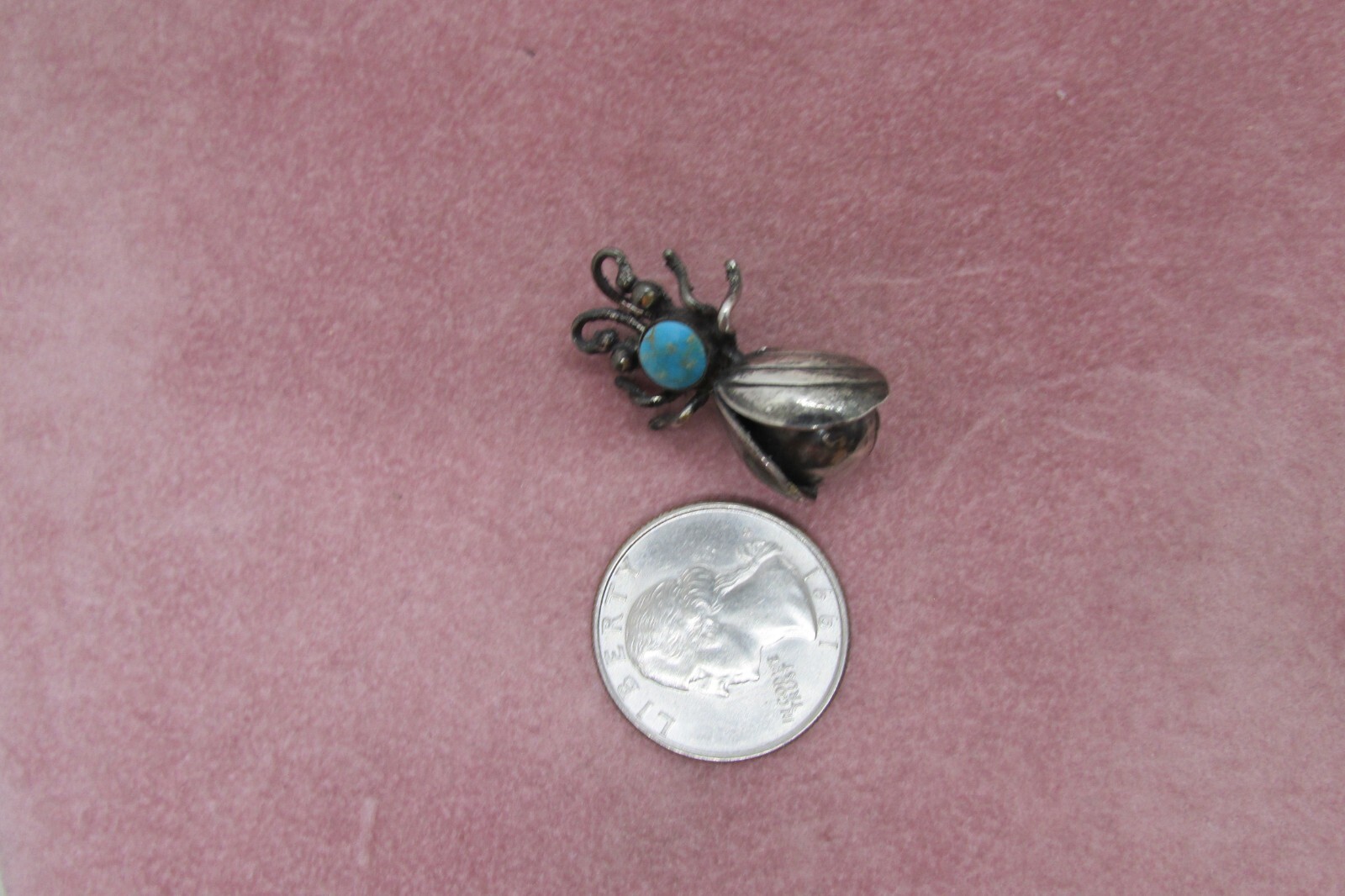 VINTAGE SW STERLING N A BUG WITH TURQUOISE STONE —NEW PRICE—
