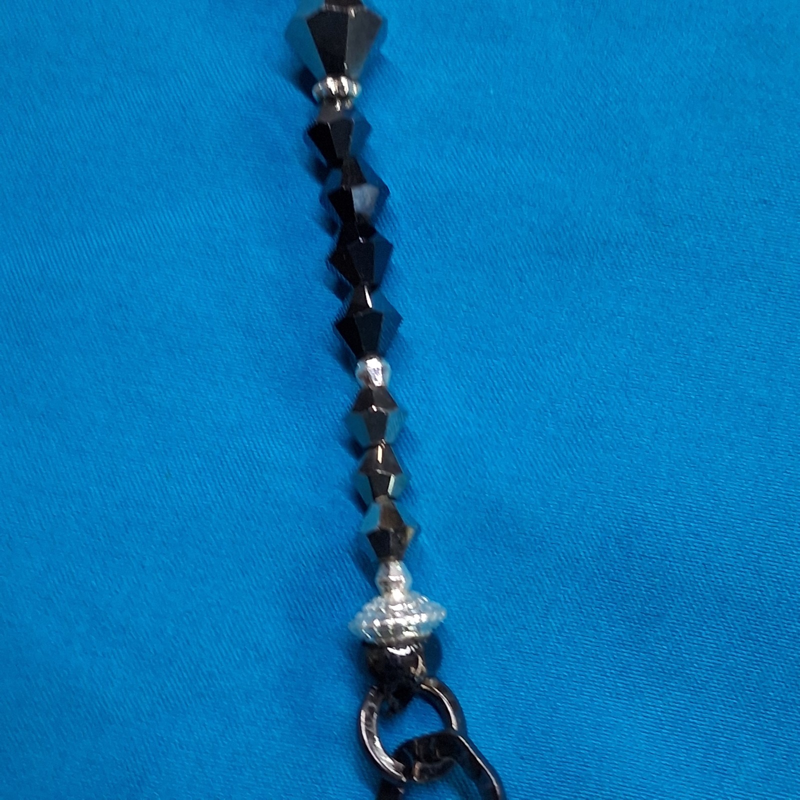 Chico’s Dangling Chandelier Pendants Faceted Bead Lobster Clasp Necklace