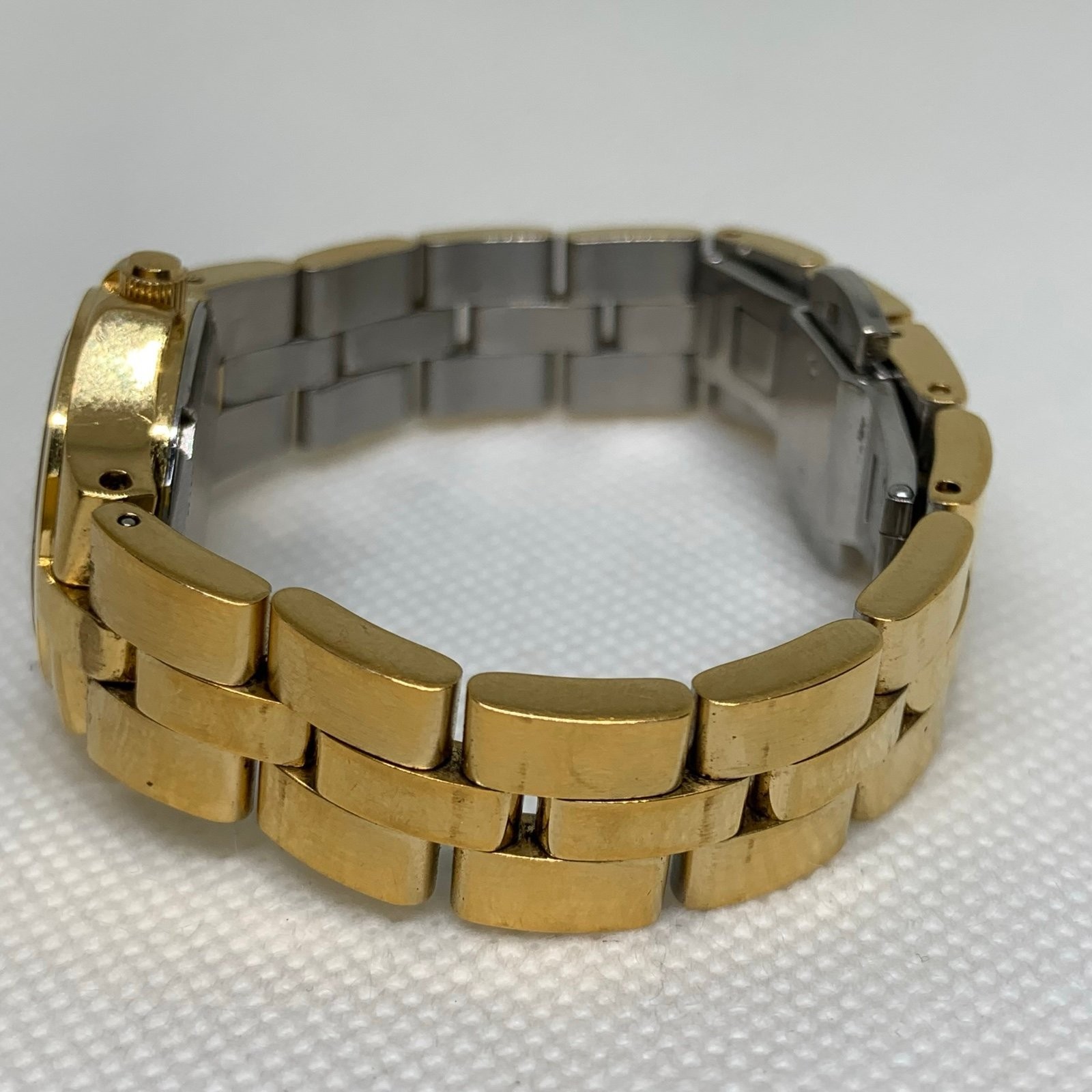 Belair watch women date gold tone black dial 23mm 956-114 quartz 5.5” running