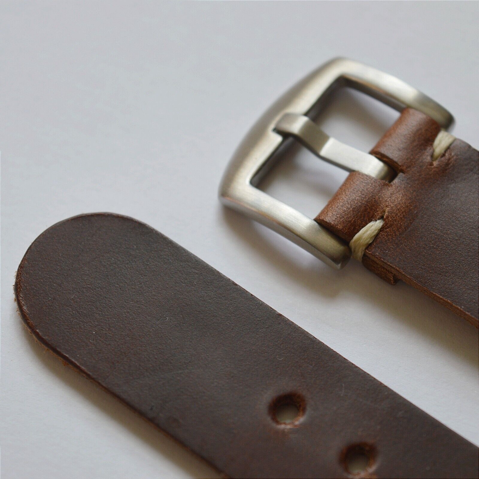 Made in England – Horween Dark Brown Leather Watch Strap 18/20/22/24mm