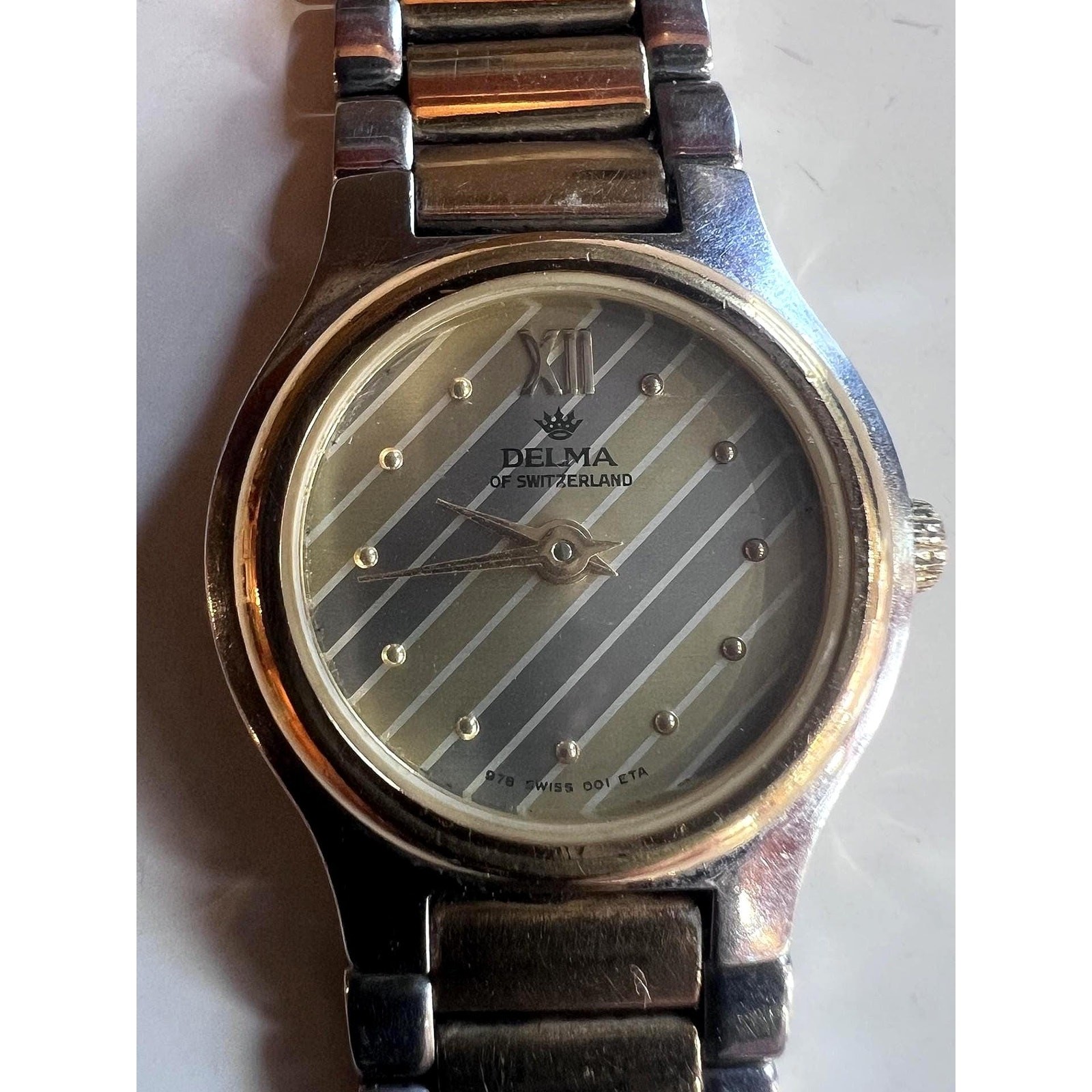 Vintage Delma Swiss Les Supremes Ladies Watch Ultra Thin Rare Diagonal Dial Gold