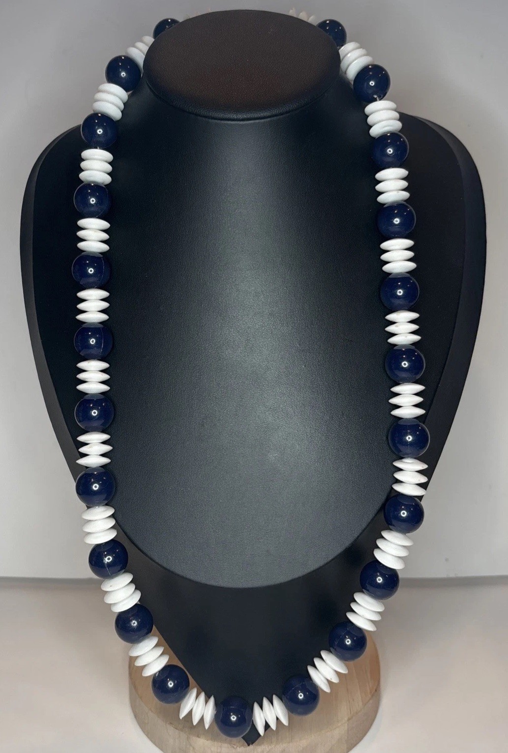 Vintage Navy Blue White Acrylic Bead Necklace Nautical Coastal 25 Inch