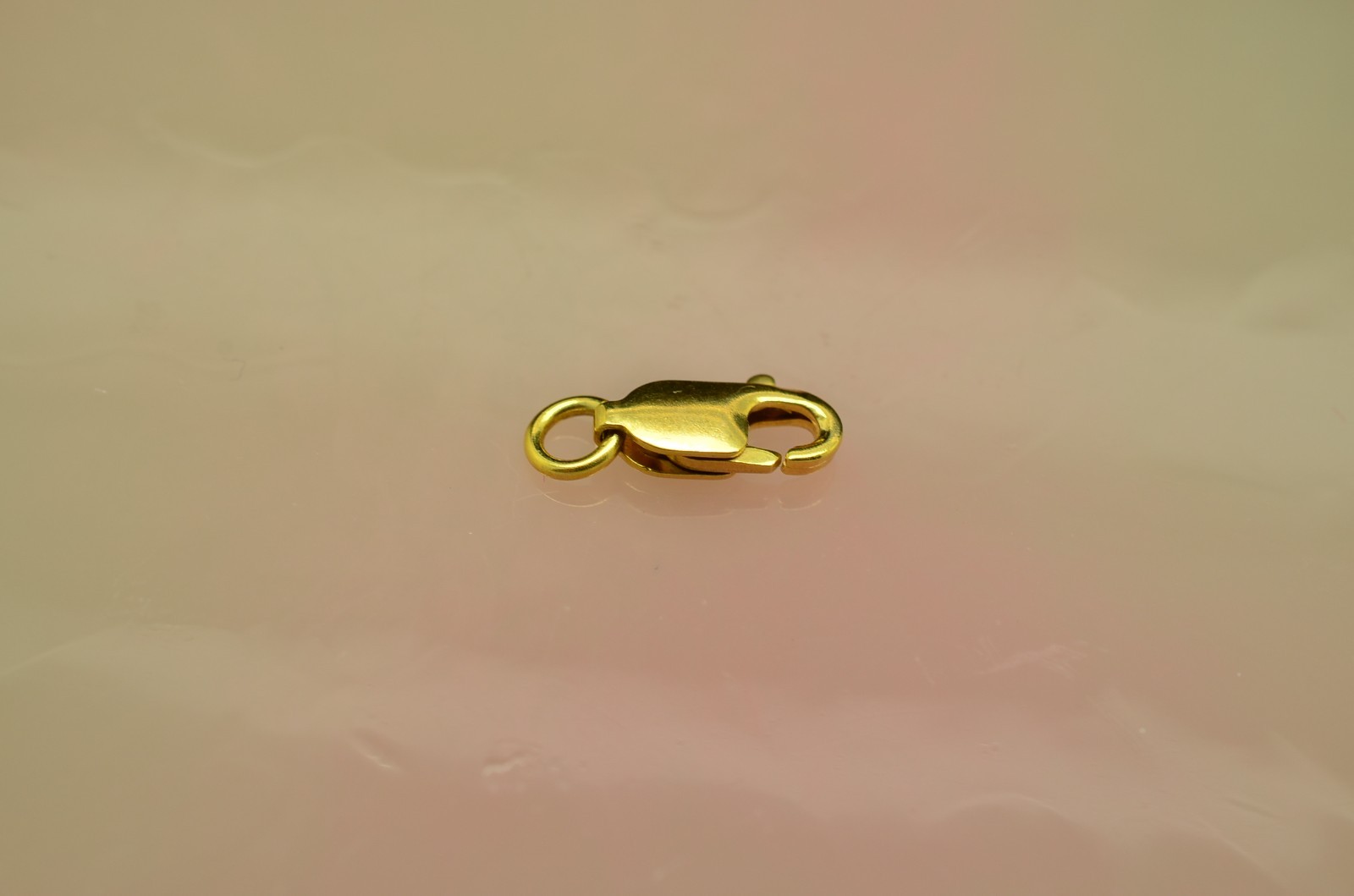 14K Yellow Gold Lobster Claw Clasp 10.0mm x 3.7mm 0.5g