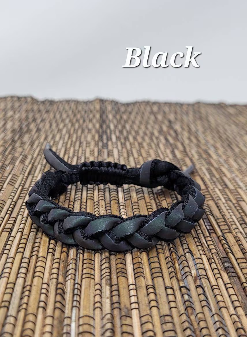 Reflective Braided Shoelace Bracelet – Adjustable Gym Sports Unisex Wristband