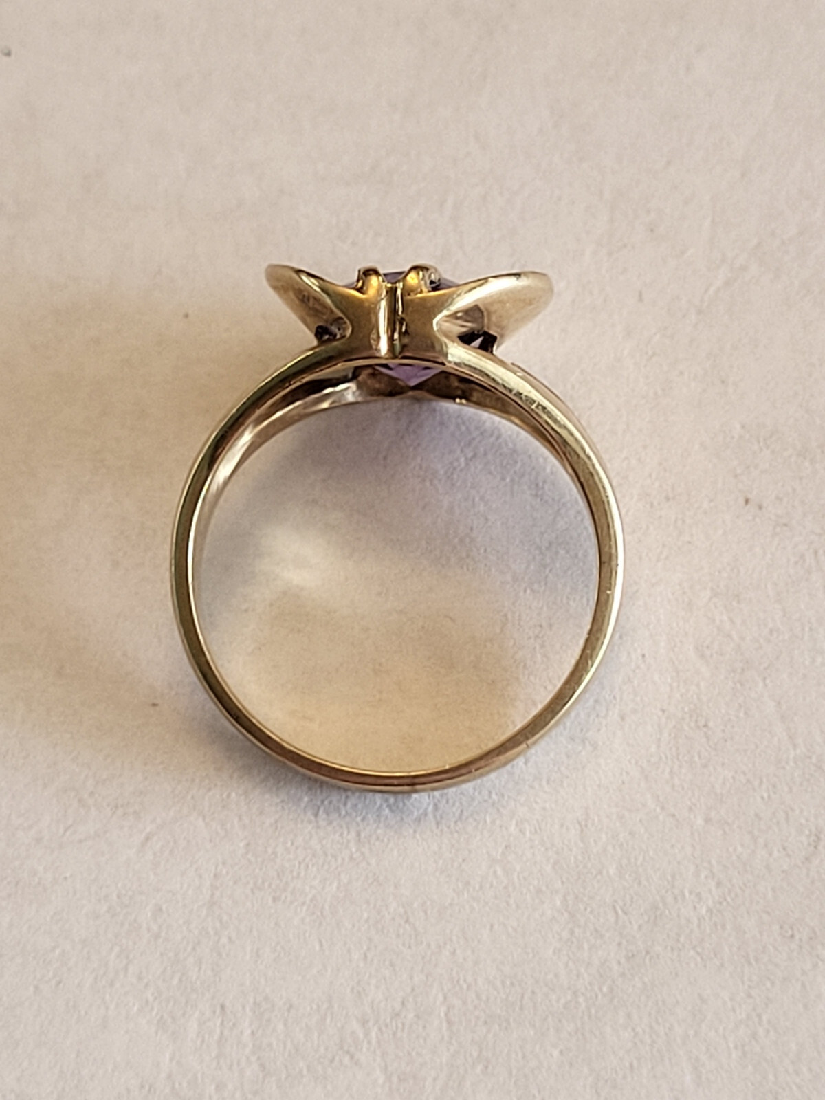 Vintage 10K Solid Yellow Gold Lab Created Purple Sapphire Ring Size 6.25 3.29 G