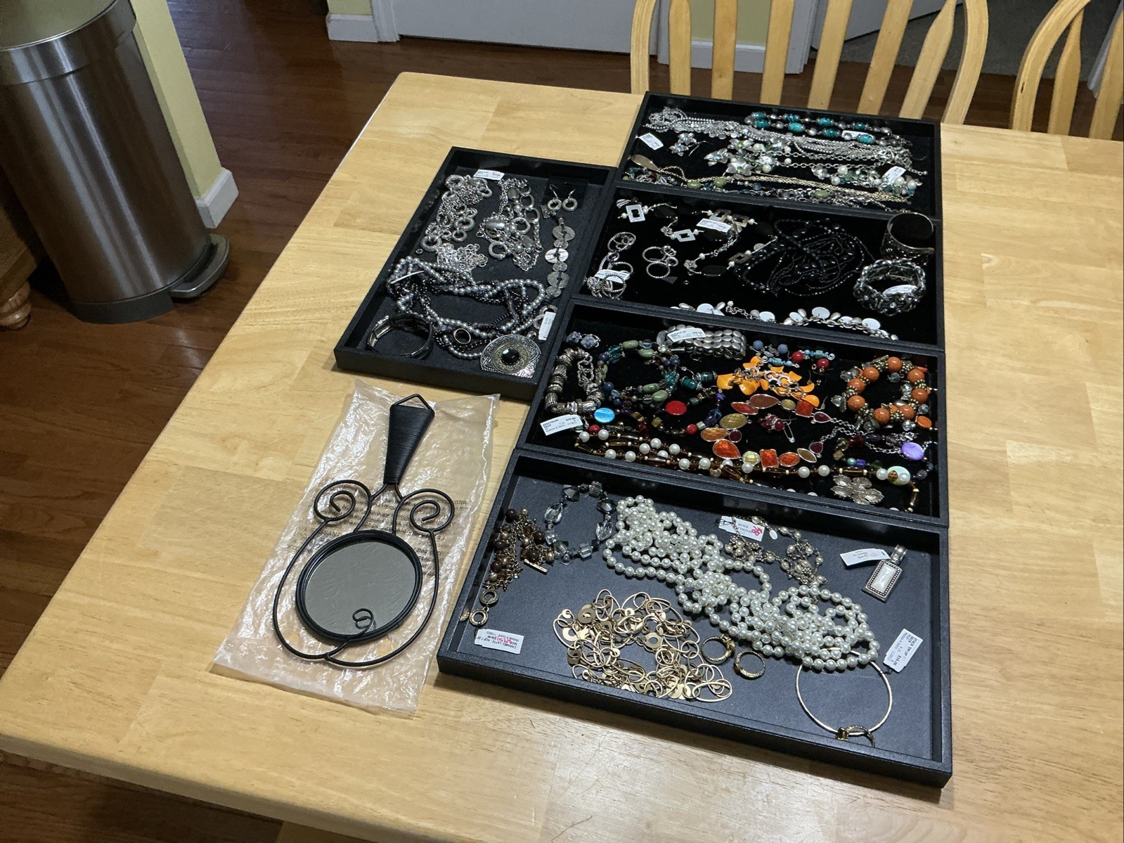 Huge Premium 50-pc. Premier Designs Jewelry/ Perfect For Boutiques/ See Des.