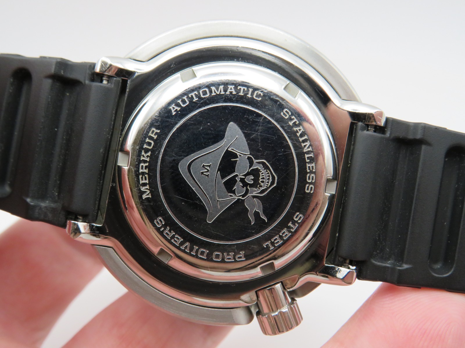 Merkur Oceanmaster Professional 200m Diver men’s automatic wristwatch running