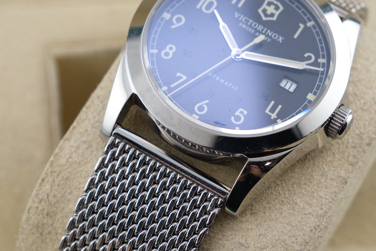 Victorinox Swiss Army Infantry Swiss Automatic 40mm Watch Mesh Bracelet RARE
