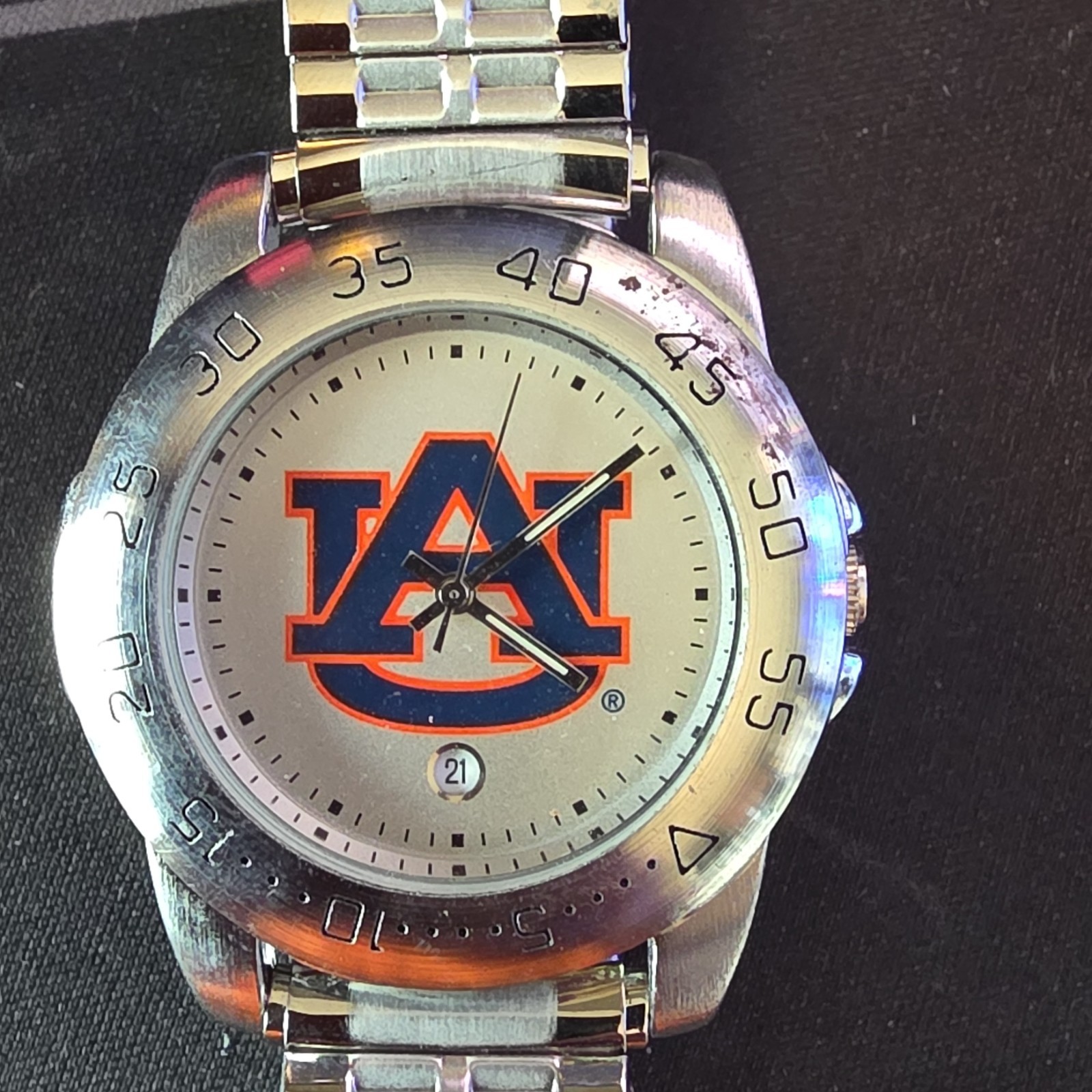 Auburn Tigers Quartz Analog Watch Silver Dial Date SS Bracelet 40-43.9mm