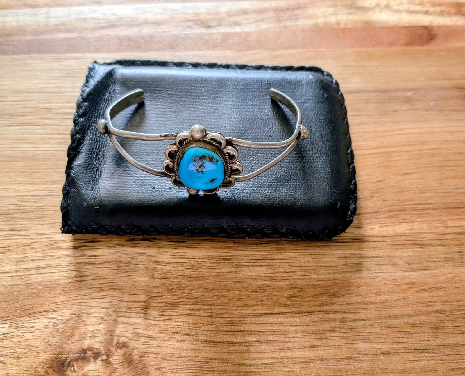 Unsigned Mid-century Navajo Split-Shank Bracelet with Natural Turquoise