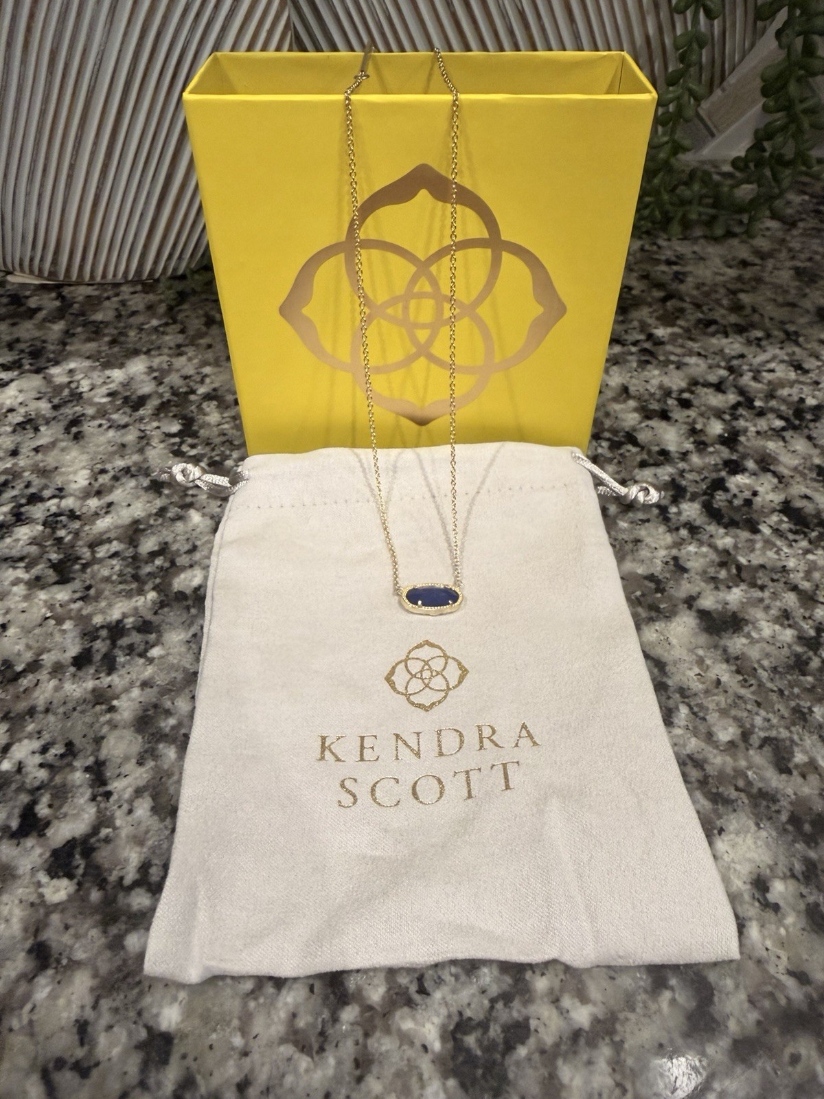Kendra Scott Elisa Gold Tone Necklace Cobalt Faceted Stone Pendant 15”-17”