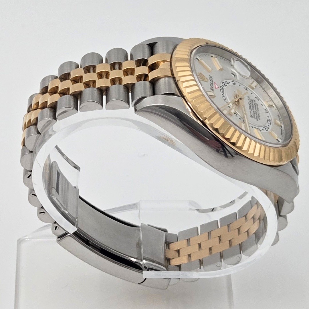 Rolex Sky-Dweller 336933 White Dial Jubilee Two Tone Gold Watch Box Papers 2024