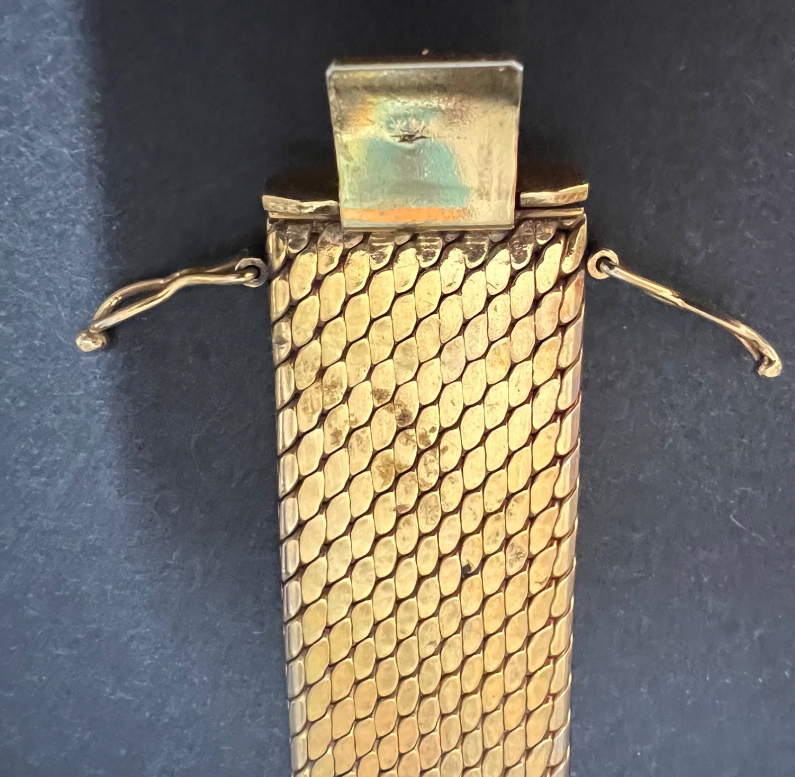 Italian 18K Gold Plated Wide Mesh Link Bracelet Textured Pattern Yellow Gold