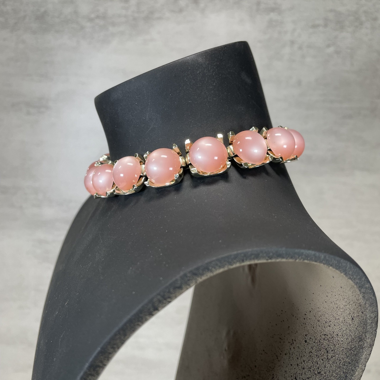 Vintage Coro Pink Moonglow Thermoset Chocker Necklace Silver Gold Tone MCM 12″