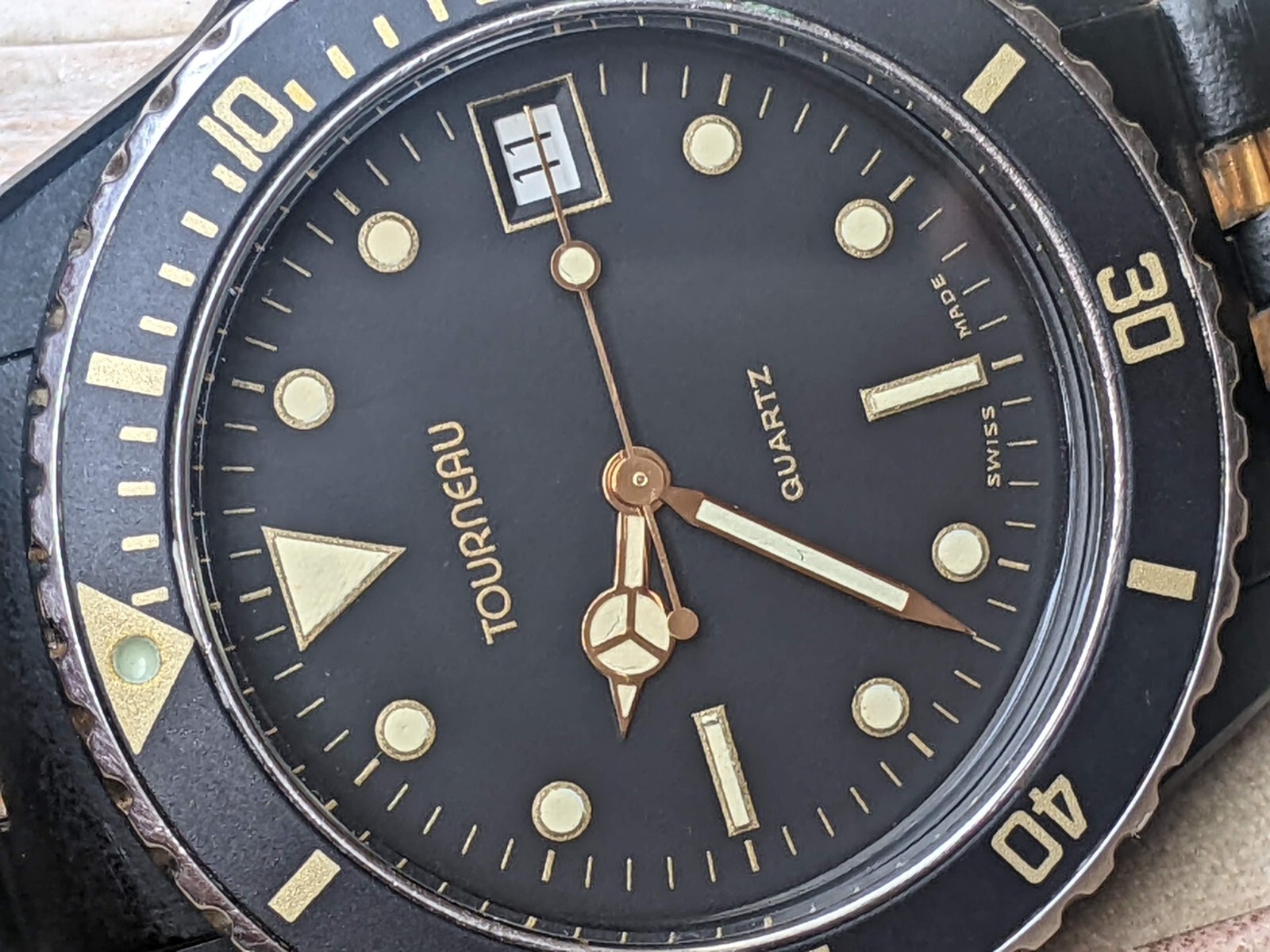 Vintage Tourneau 20 ATM Diver w/PVD Coated Monnin Case,ESA 555.111 Mvmt,Serviced
