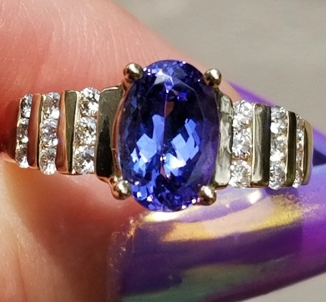 2.77 Ct Oval Cut Tanzanite Diamond Ring Wedding Ring 14K Yellow Gold