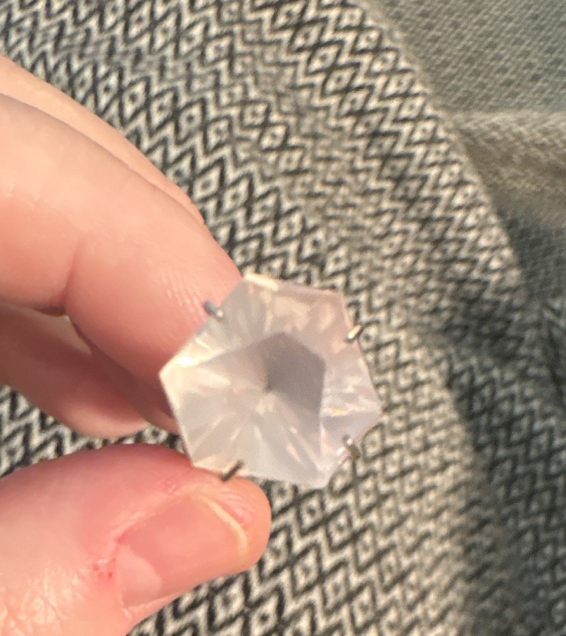 4.55ct 10.5×10.5mm Hexagon Natural Pink Rose Quartz – Untreated, Brazil Gem