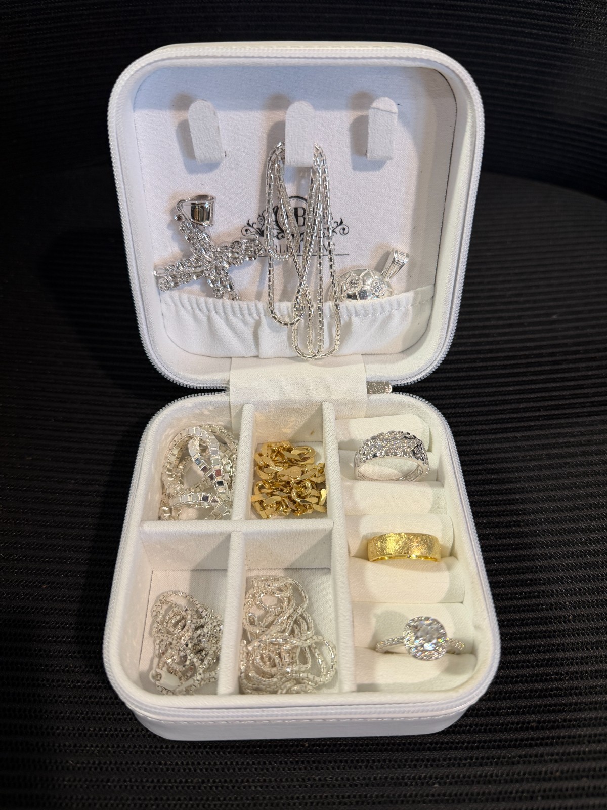 Harlembling Mini Leather Travel Jewelry Box Case
