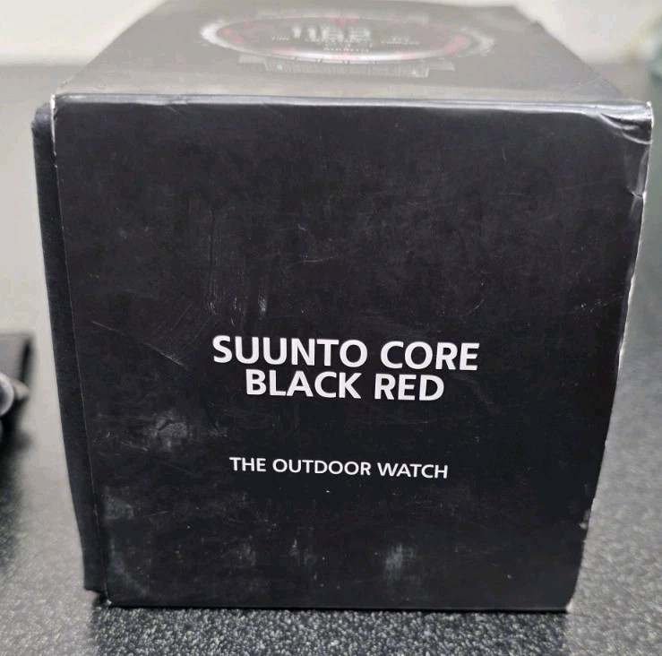 SUUNTO Watch Core Black Red Altimeter Barometer SS023158000 from Japan *flaws