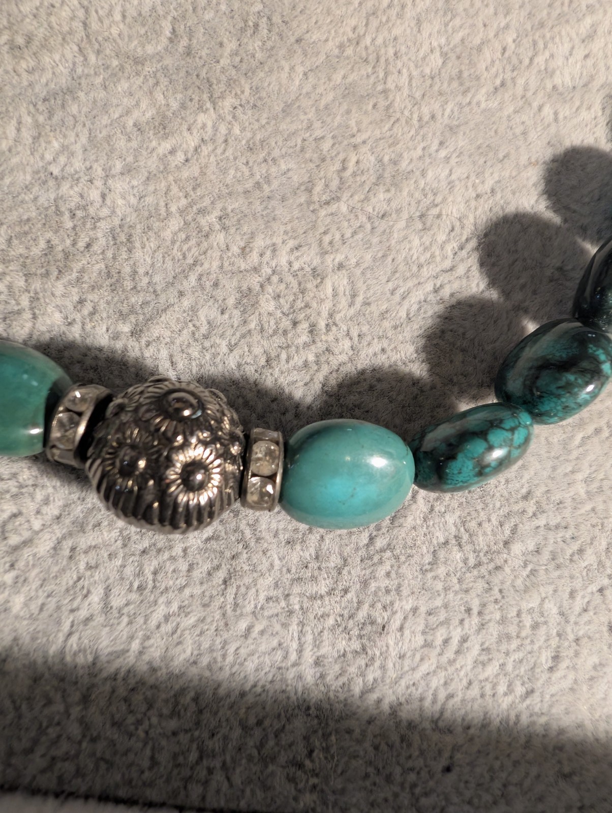 Beautiful Green Blue Spiderweb Turquoise Necklace! 21 Inches Long!