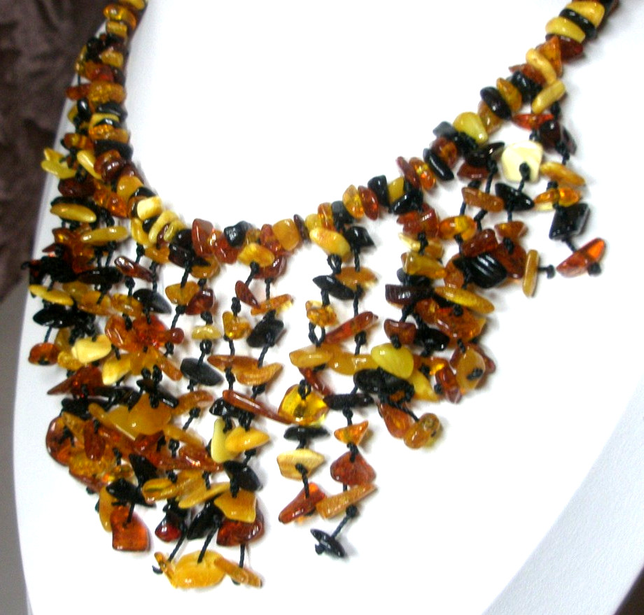 Genuine Baltic Amber Women’s Statement Necklace Multicolor 44 cm 17” 32 grams