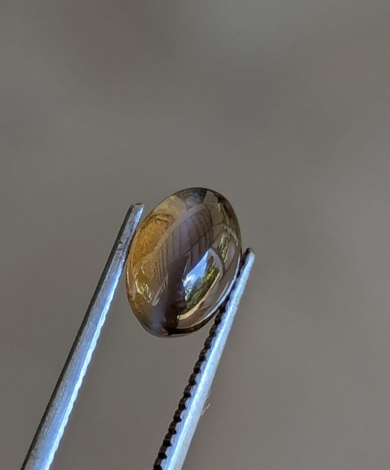 Natural Chrysoberyl Cat’s Eye 1.35ct Honey | Sharp Eye | Glass Body Ceylon