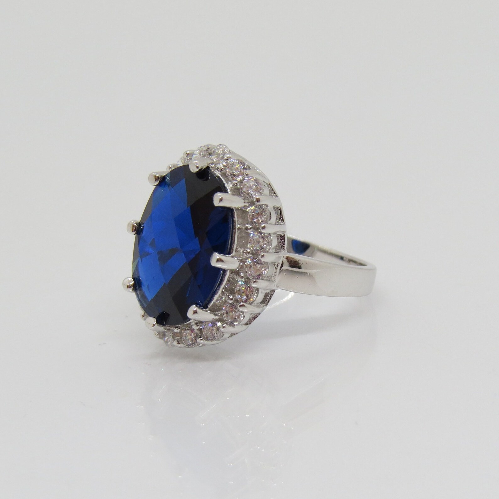 6.00 Ct Oval Cut Natural Sapphire Diamond Engagement Ring 14K Solid White Gold 8