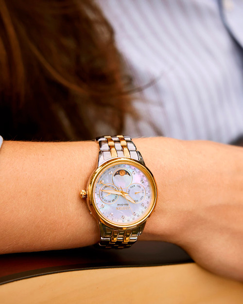 NEW CITIZEN ECO DRIVE WOMEN’S MOON PHASE CALENDRIER DIAMOND WATCH FD0004-51D