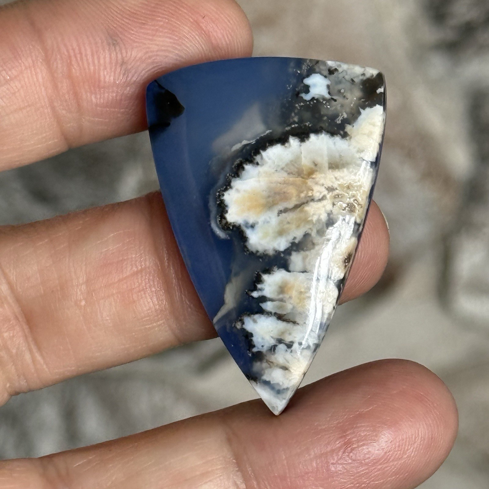 45.4ct 38x26x6mm Flower Plume Agate And Lapis Lazuli Doublet Cabochon Gem