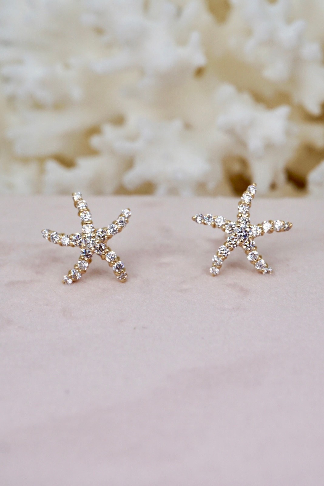 14k Solid Yellow Gold Natural Diamond Starfish Stud Earrings Pair
