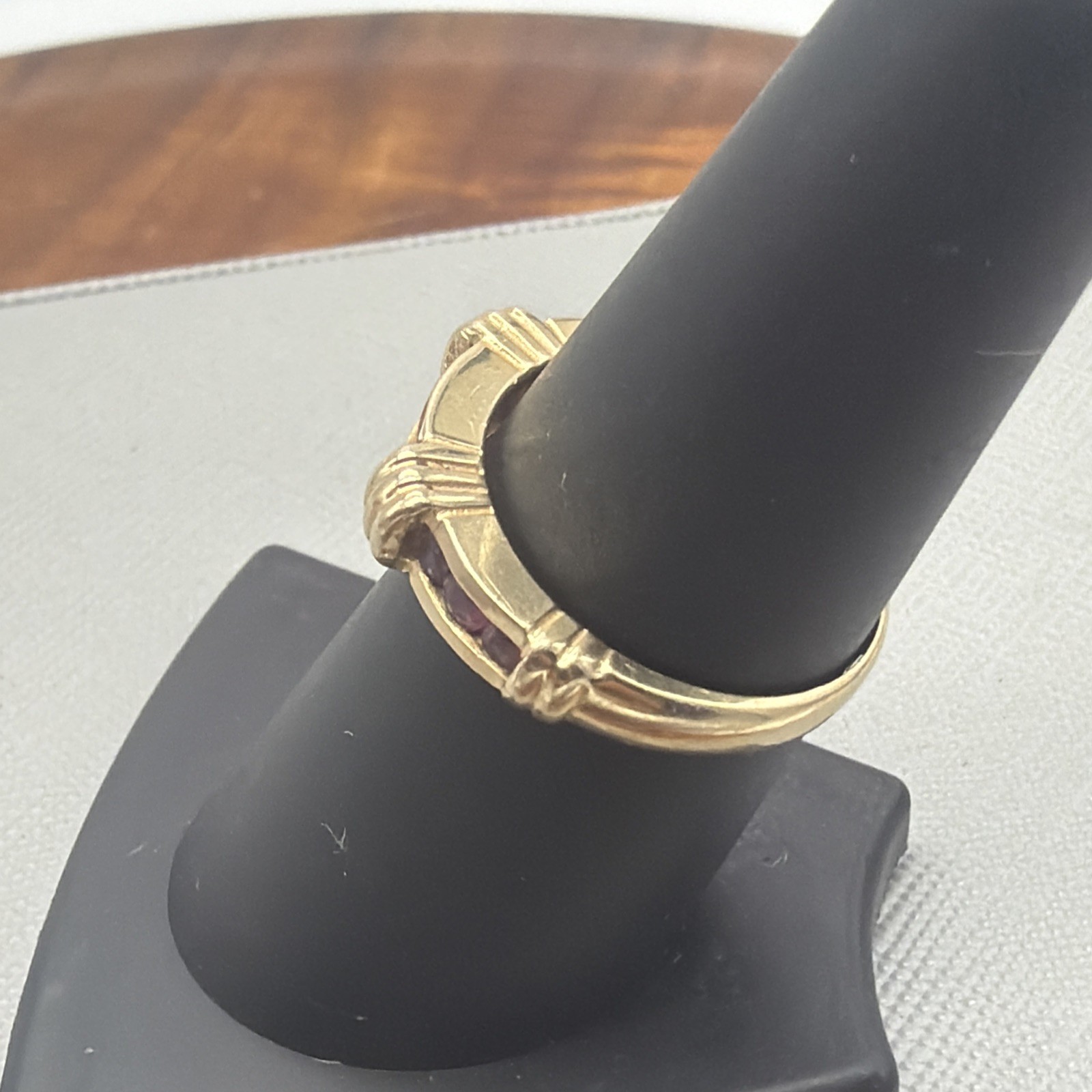 Effy BH Vintage Channel Set Ruby & 14k Yellow Gold Ring Size 7