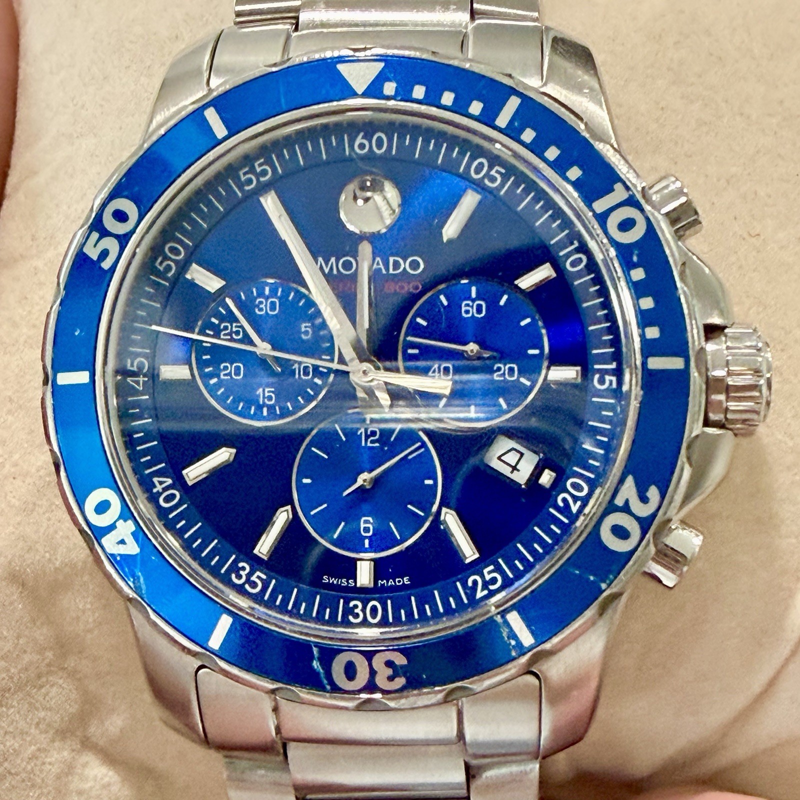 Movado Series 800 Men’s Stainless Steel Quartz Chronograph Watch 2600141