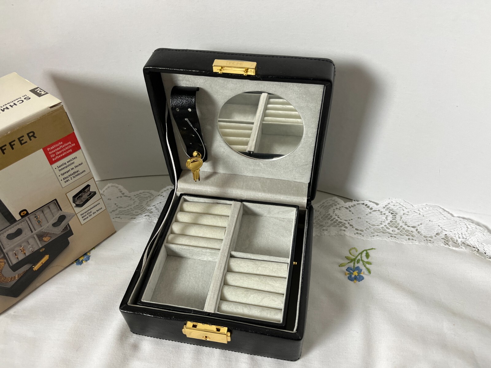 TCM Schmuck-Koffer German Jewelry Box Faux Leather PLUS Travel Box Soft Lined