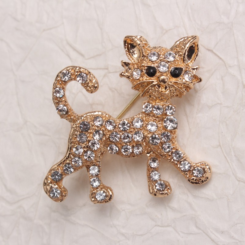 Vintage Cat Brooch with Rhinestones: Elegant Jewelry, Ideal Gift