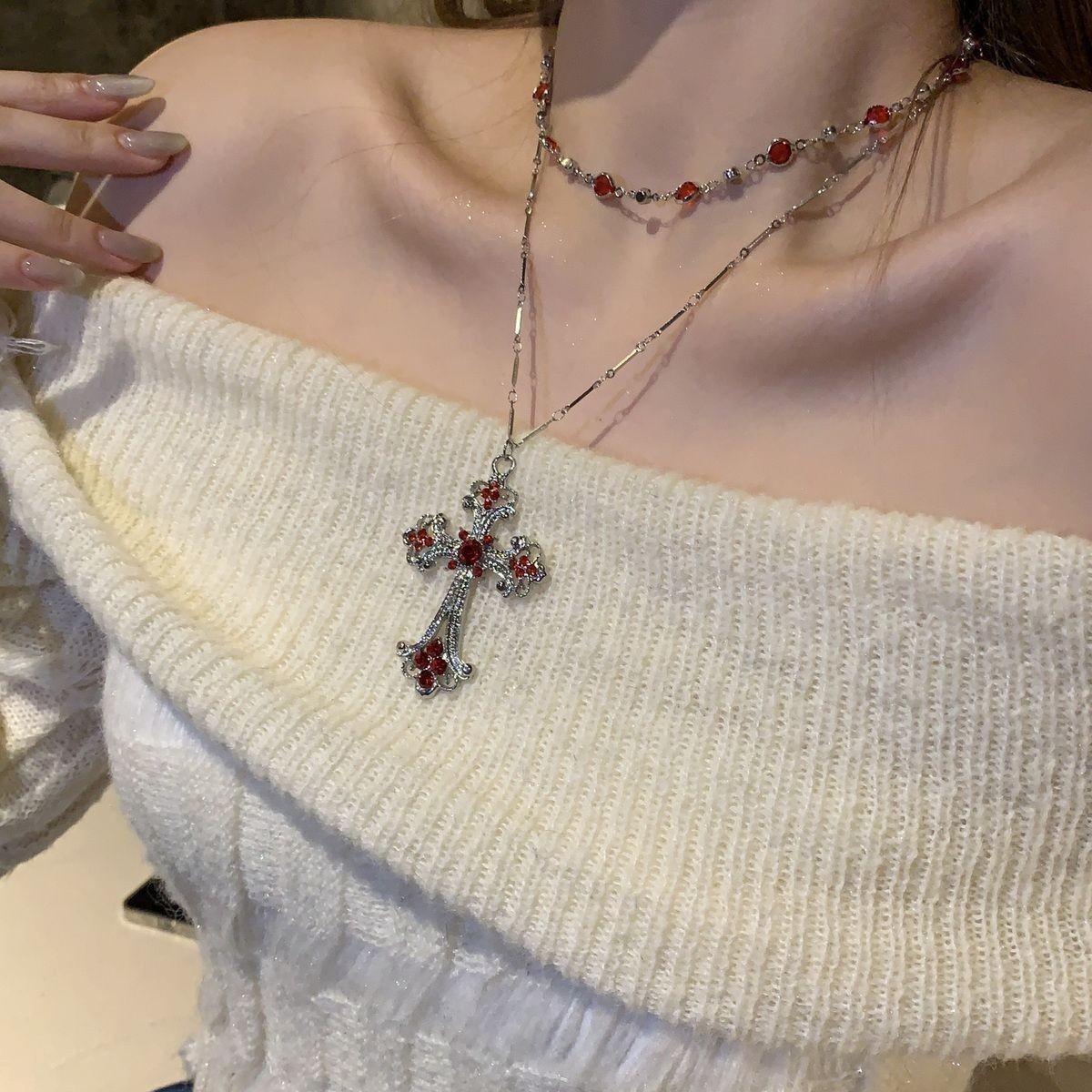Gothic style double-layered red cross necklace for women, Y2K clavicle chain